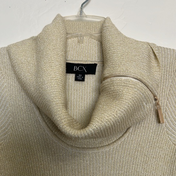 BCX Tunic Sweater - Picture 4 of 13